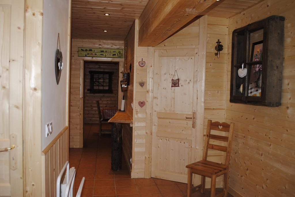 La Joubarde Lägenhet Lanslevillard Rum bild