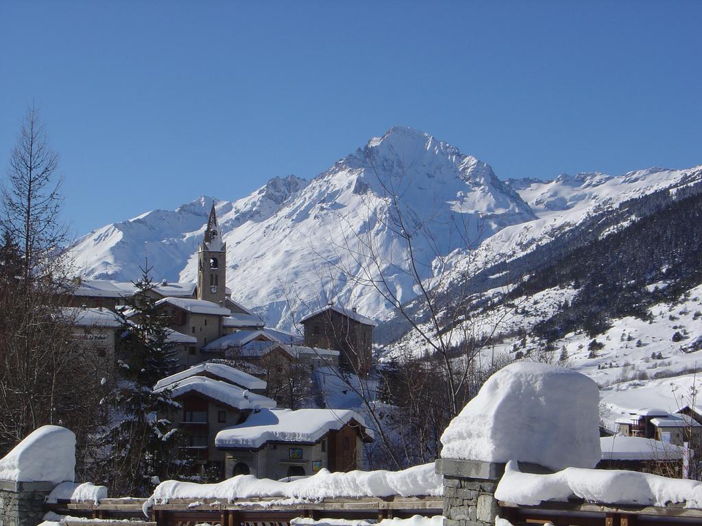 La Joubarde Lägenhet Lanslevillard Exteriör bild