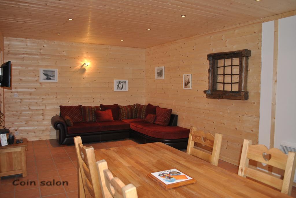 La Joubarde Lägenhet Lanslevillard Exteriör bild